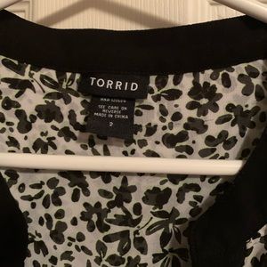 Torrid short sleeve blouse